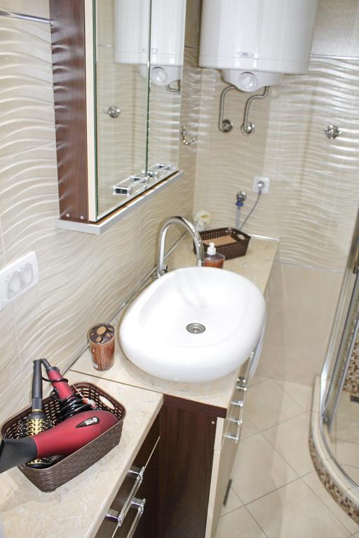 Kristi Lux Apartment Center Free Parking Fast Wifi Belgrado Exterior foto