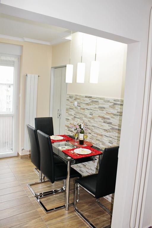 Kristi Lux Apartment Center Free Parking Fast Wifi Belgrado Exterior foto
