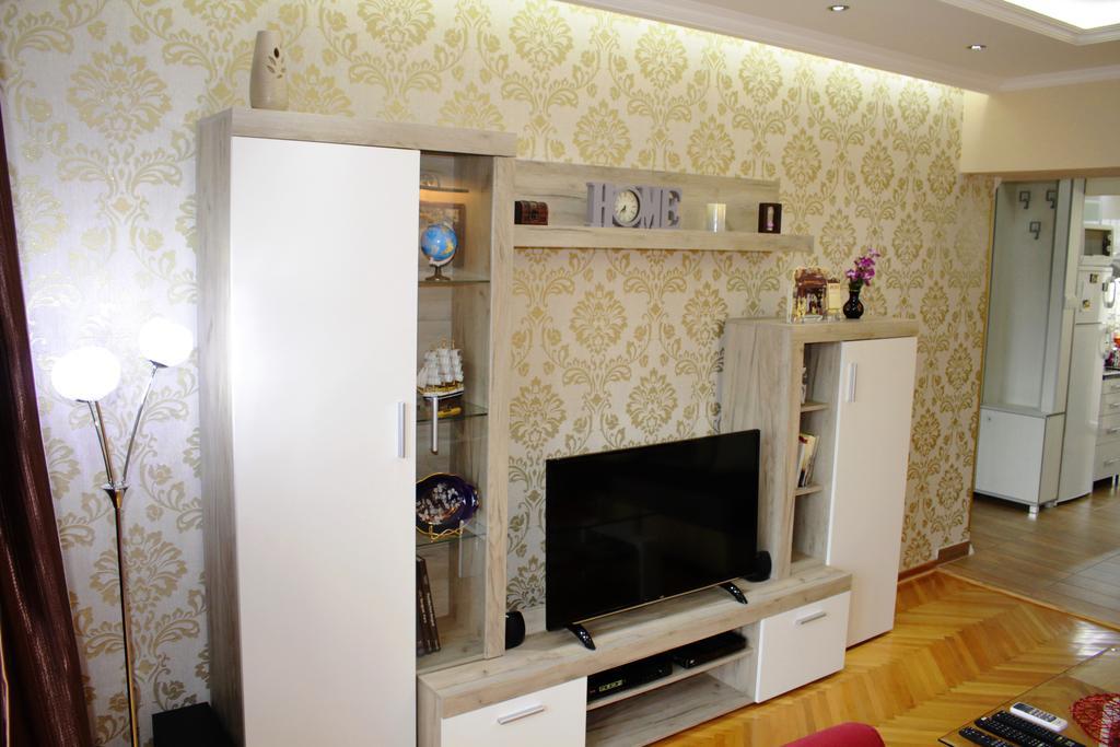 Kristi Lux Apartment Center Free Parking Fast Wifi Belgrado Exterior foto